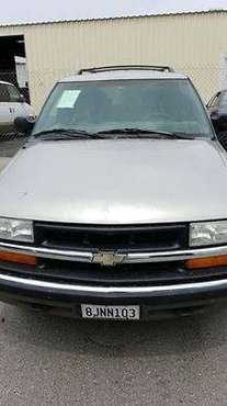 2000 Chevy blazer for sale in Bakersfield, CA