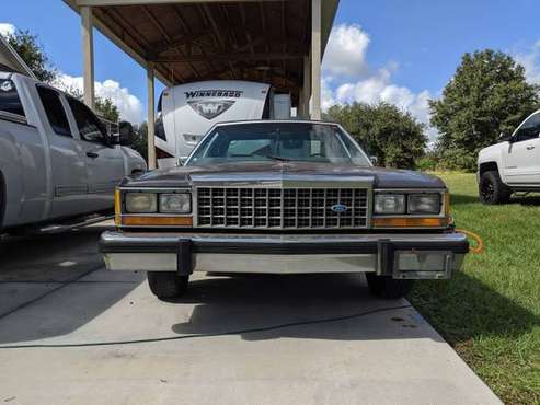 1986 Ford Crown Victoria LTD for sale in Auburndale, FL