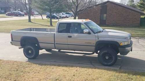1997 Dodge Ram 2500 V10 4x4 Long Box for sale in CENTER POINT, IA