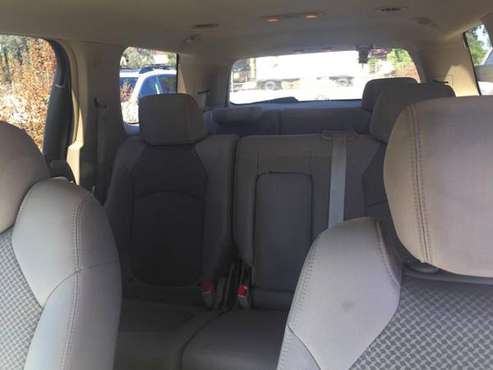2008 SATURN OUTLOOK for sale in Camarillo, CA