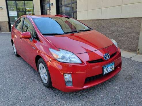 2010 TOYOTA PRIUS IV Upto 50MPG, one owner clean for sale in Minneapolis, MN