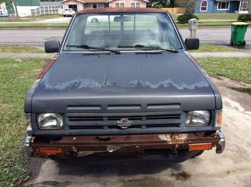 1992 Nissan Pickup Truck 5 Speed for sale in Cocoa, FL