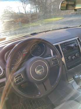 2011 grand Cherokee - cars & trucks - by owner - vehicle automotive... for sale in Schenectady, NY