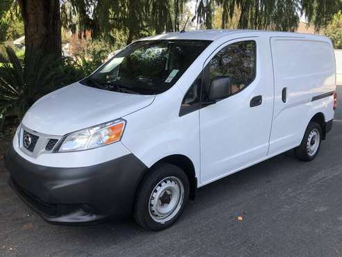 2015 Nissan NV200 S - cars & trucks - by dealer - vehicle automotive... for sale in North Hollywood, CA