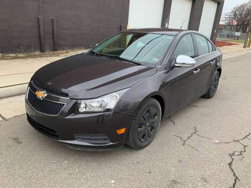 2014 chevy cruze lt only 38k miles for sale in Melvindale, MI