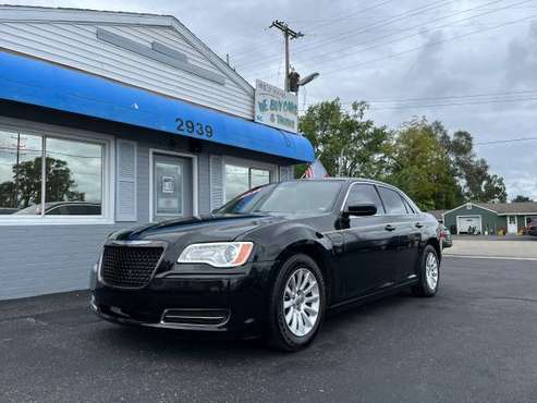 2014 Chrysler 300 Limited - - by dealer - vehicle for sale in Wyoming , MI