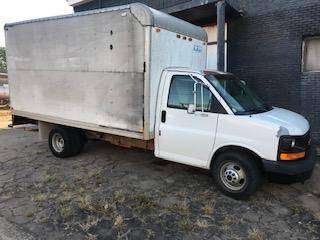 2004 GMC Savannah 3500 Box Truck for sale in Pawnee, OK