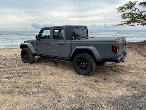 2021 Jeep Gladiator 4x4 DIESEL Willys Edition Lifted Only 4400 for sale in Lahaina, HI