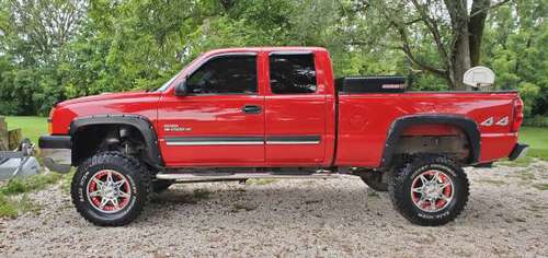 2003 Lifted Duramax for sale in Mitchell, IN