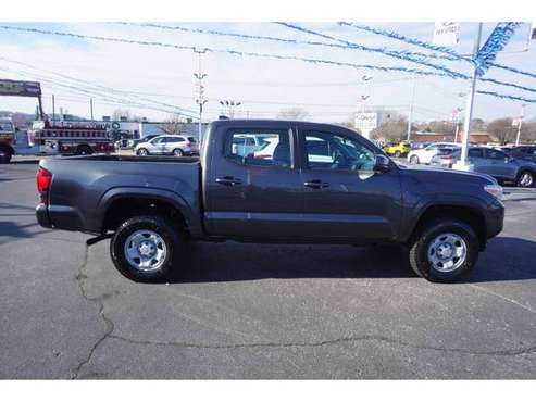 2018 Toyota Tacoma SR Double Cab 5 Bed V6 4x4 AT for sale in Knoxville, TN