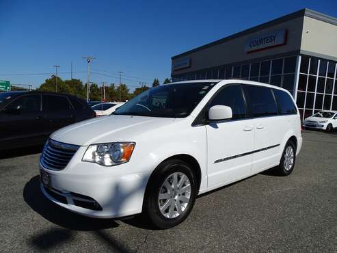 2016 Chrysler Town & Country Touring FWD for sale in Attleboro, MA