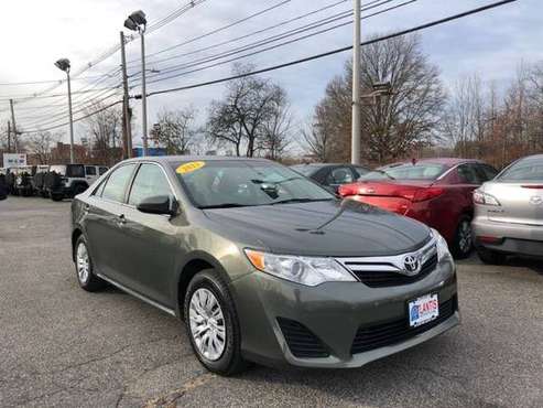 2013 Toyota Camry LE - cars & trucks - by dealer - vehicle... for sale in Framingham, MA
