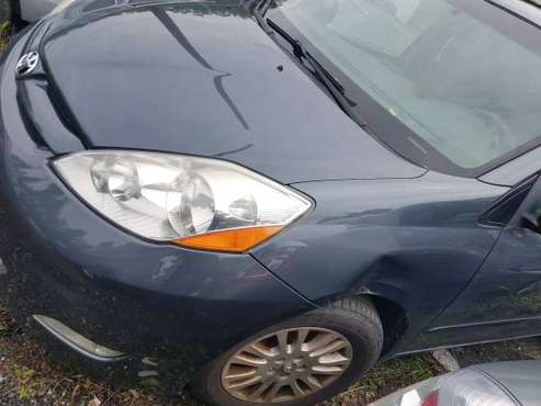 2007 Toyota Sienna XLE All Wheel Drive needs work REDUCED PRICE! for sale in Harmans, MD