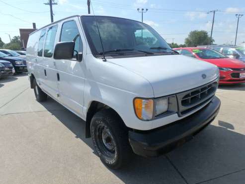 2000 Ford E-150 Cargo Van White for sale in Des Moines, IA