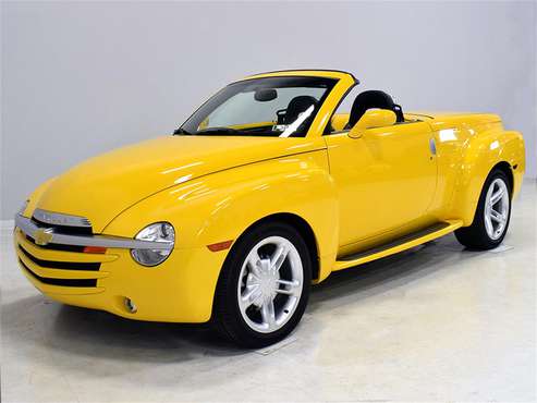 2004 Chevrolet SSR for sale in Macedonia, OH