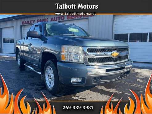 2011 Chevrolet Silverado 1500 LT Ext Cab Long Box 4WD - cars & for sale in Battle Creek, IN