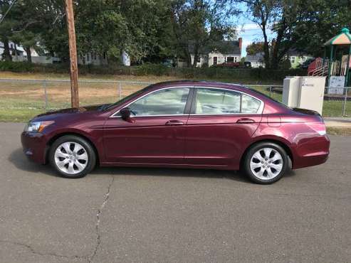 2009 HONDA ACCORD EXL for sale in Milford, CT