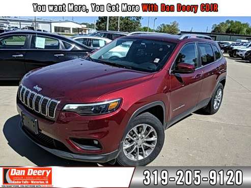 2019 Jeep Cherokee 4WD 4D Sport Utility/SUV Latitude Plus - cars & for sale in Waterloo, IA