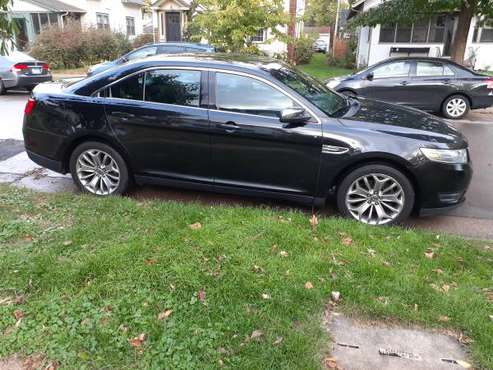 2013 Ford Taurus Limited for sale in Minneapolis, MN