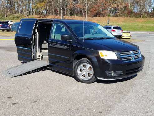 WHEELCHAIR ACCESSIBLE SIDE ENTRY VAN! ONLY 46K MILES!! - cars &... for sale in Shelby, NC