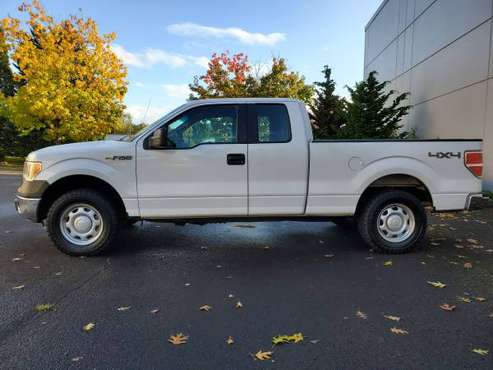 2012 Ford F-150 XL Super Cab, V6, 4X4, One-owner Truck! for sale in Gladstone, OR