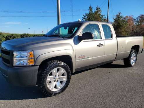2007 Chevy Silverado 4x4 - - by dealer - vehicle for sale in Sterling, VA