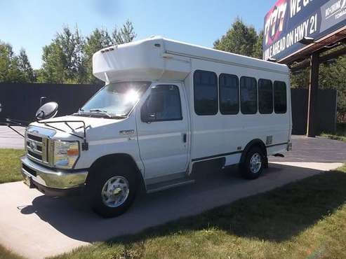 2013 FORD E350 SHUTTLE BUS 4X4 - cars & trucks - by dealer - vehicle... for sale in Tomah, WI