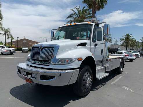 2009 INTERNATIONAL 4400 Flatbed - cars & trucks - by dealer -... for sale in Fontana, NM