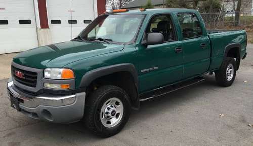 2006 GMC SIERRA 2500HD CREW CAB PICK UP TRUCK LOW MILES CLEAN NICE -... for sale in Enfield, MA