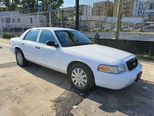 2010 Ford Crown Victoria police interceptor - - by for sale in Brooklyn, NY