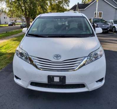 2015 Toyota Sienna AWD (Captain Chairs) - - by dealer for sale in Loves Park, IL