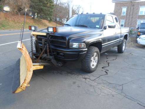 1997 Dodge Ram 1500 4x4 Extended Cab Pick-Up With Plow Service... for sale in Seymour, NY