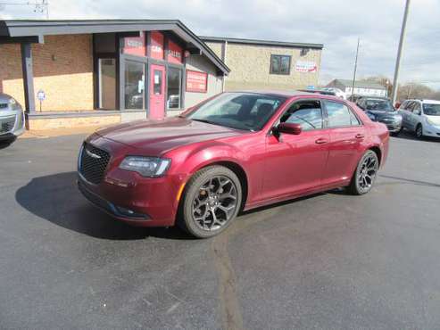 2019 Chrysler 300 S - cars & trucks - by dealer - vehicle automotive... for sale in Fenton, MO