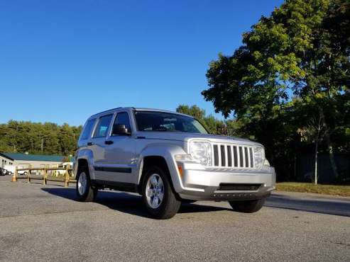 2012 Jeep Liberty ONLY 95k miles! FINANCING AVAILABLE & TRADES... for sale in Pembroke, MA