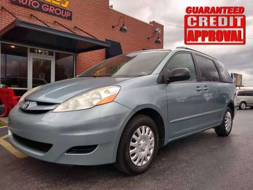 2009 Toyota Sienna 5dr 7-Pass Van CE FWD *PLENTY OF ROOM FOR... for sale in Springfield, MO