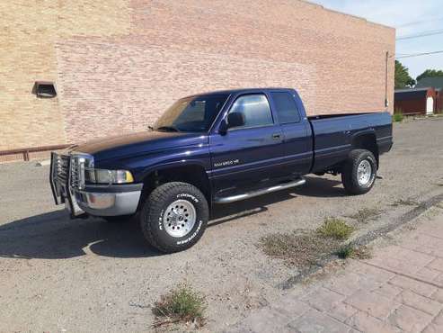 1999 Dodge 2500 4x4 super nice for sale in Thermopolis, WY