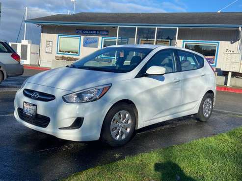 2015 Hyundai accent hatch for sale in Port Orchard, WA