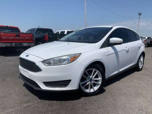 2015 FORD FOCUS SE - cars & trucks - by dealer - vehicle automotive... for sale in Chenoa, IL