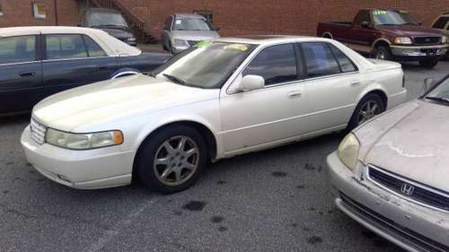 2000 Cadillac Deville - Pearl - $1950 for sale in Hickory, NC