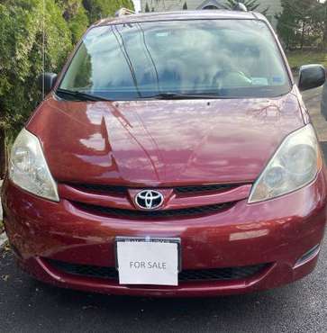 2008 Toyota Sienna - cars & trucks - by owner - vehicle automotive... for sale in Yonkers, NY