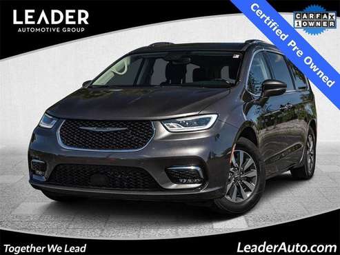 2021 Chrysler Pacifica Touring-L for sale in Crystal Lake, IL