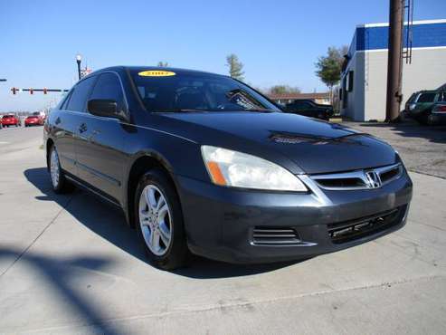 2007 Honda Accord EX L 4dr Sedan (2.4L I4 5A) ***EXTRA NICE*** -... for sale in Jeffersonville, KY