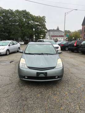 2005 Toyota Prius - cars & trucks - by dealer - vehicle automotive... for sale in Worcester, MA