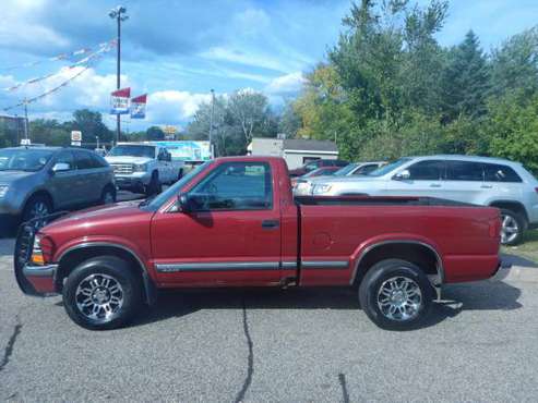 2000 Chevrolet S-10 Reg Cab 108" WB 4WD LS - Big Savings for sale in Oakdale, MN