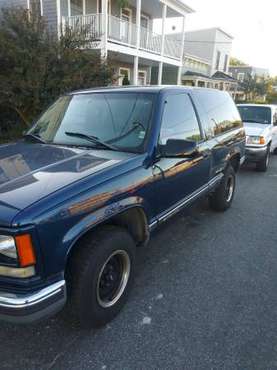 1999 2 door tahoe chevy Chevrolet 2wd for sale in Henrico, VA