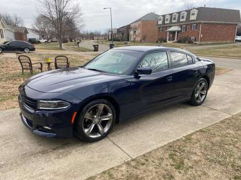 2015 Dodge Charger SXT very beautiful for sale in Coxs Creek, KY