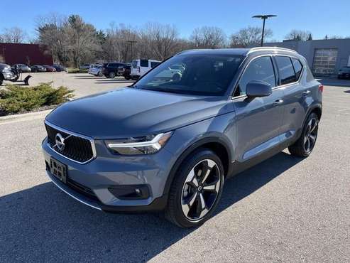 2020 Volvo XC40 T5 Momentum for sale in Madison, WI