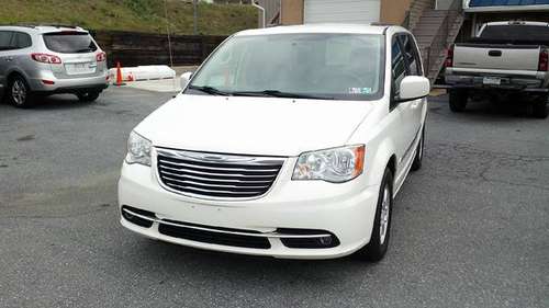 2013 Chrysler Town & Country - Nice - - by dealer for sale in Hummelstown, PA