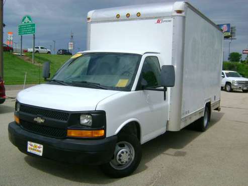 2007 CHEVROLET CUBE VAN for sale in Dubuque, WI
