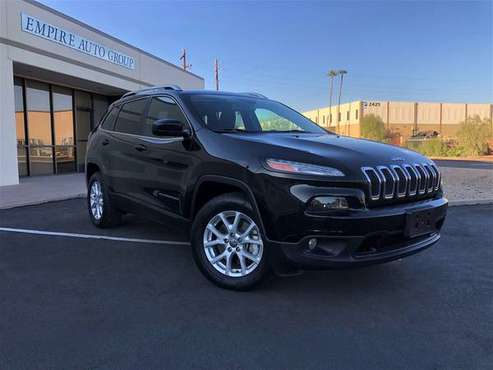 2018 Jeep Cherokee Latitude 4WD(Clean Title&Carfax) - cars & trucks... for sale in Phoenix, AZ